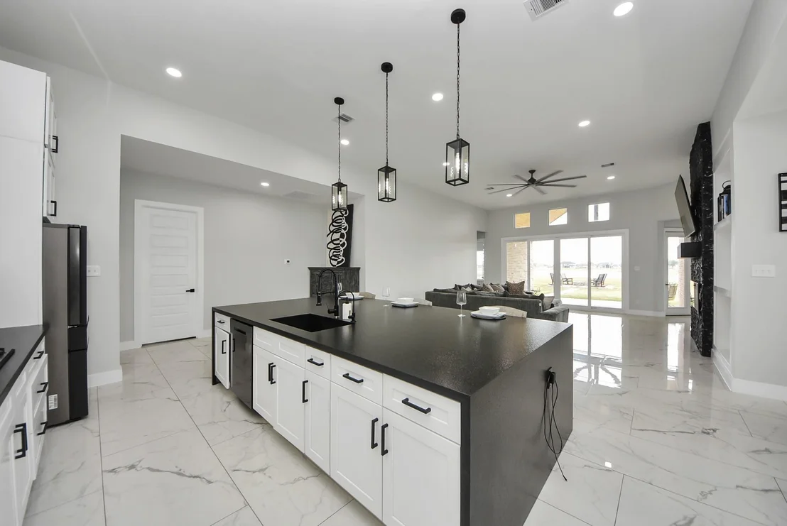 Photo of 627 Lily Lane