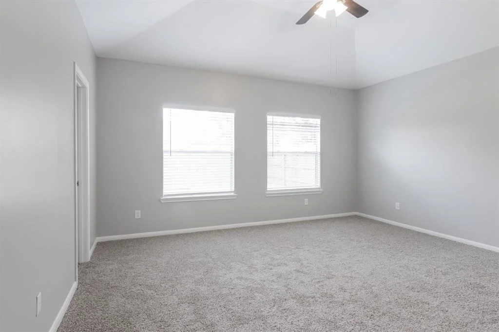 Photo of 3143 W Hampton Drive