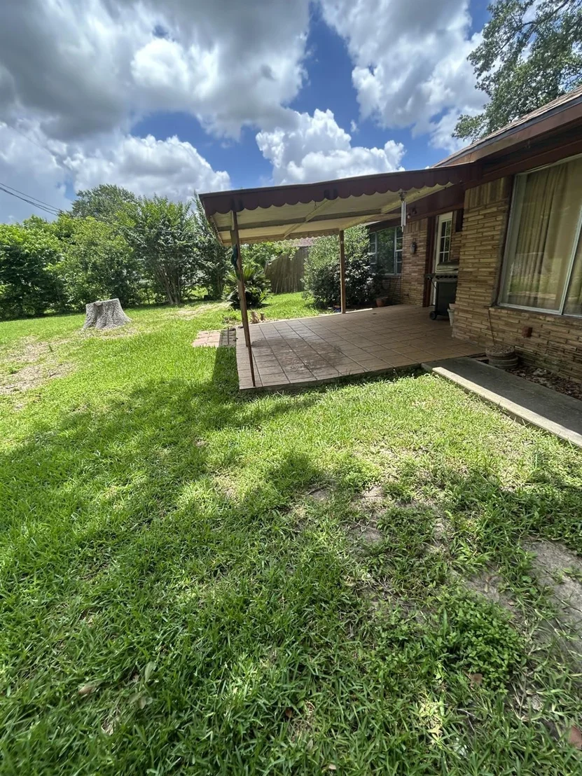 Photo of 5711 Turtle Creek Road