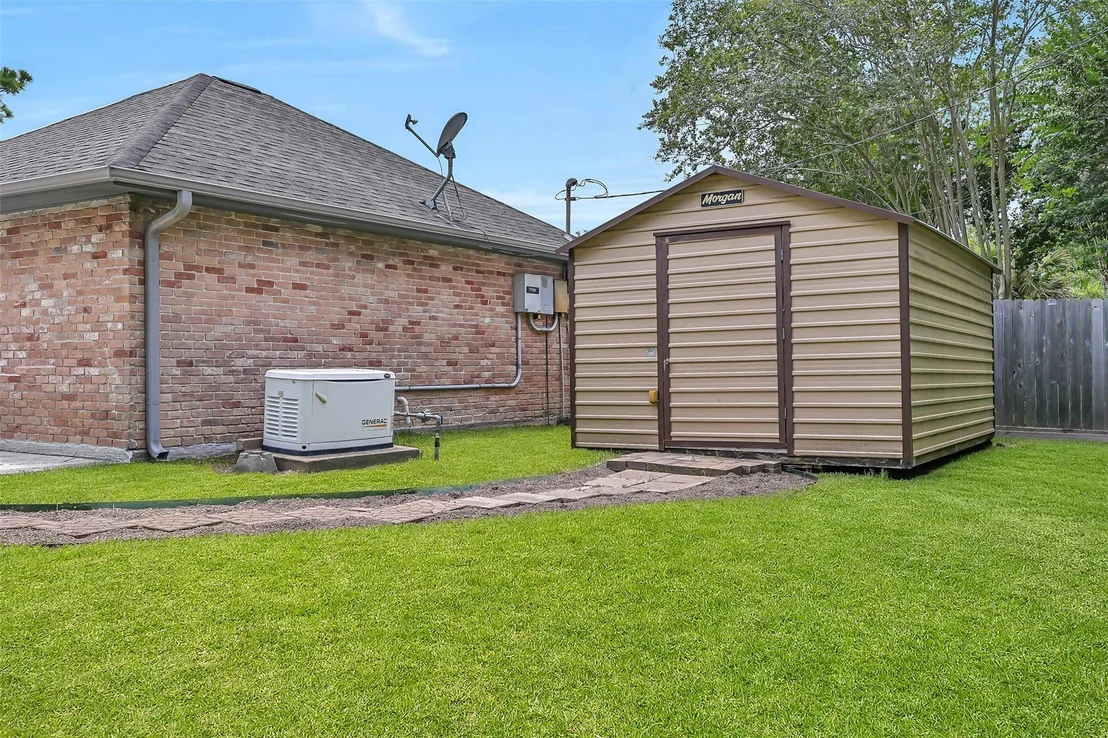 Photo of 705 Quaker Drive