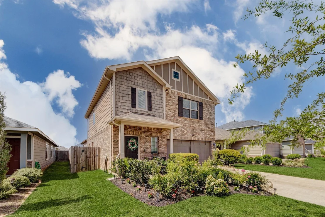 Photo of 21650 Calico Bush Trail