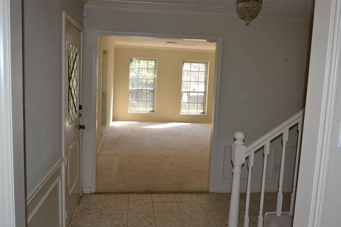 Photo of 1223 Longledge Drive