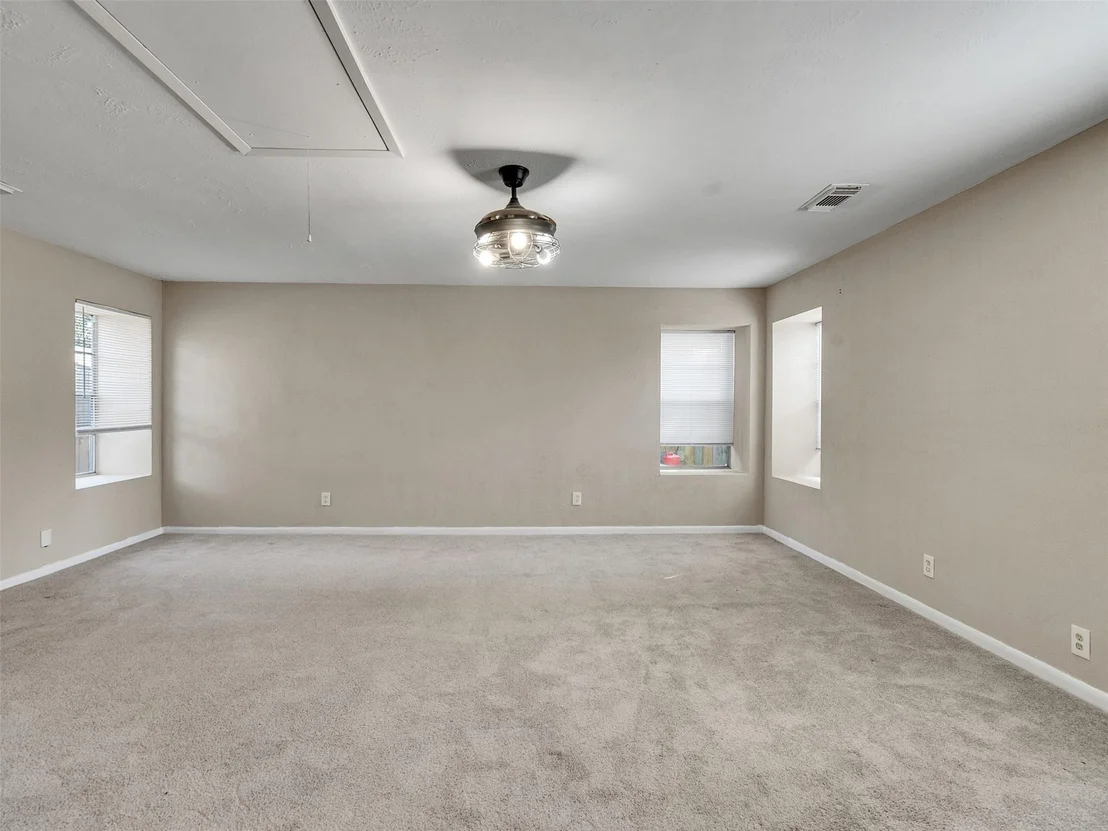 Photo of 5602 Rivergate Drive