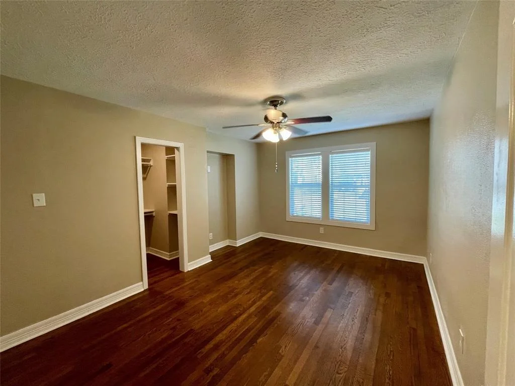 Photo of 1635 Chippendale Road