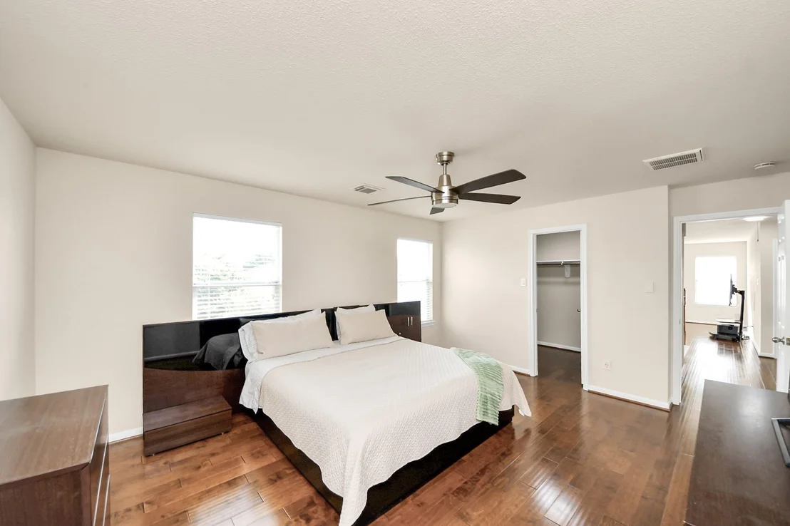 Photo of 21546 Oak Park Trails Drive