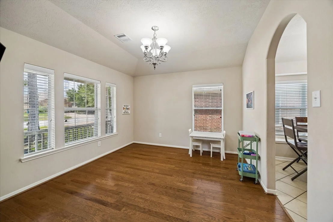 Photo of 4527 Kenya Manor