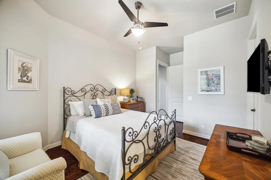 Photo of 70 Silent Circle Drive