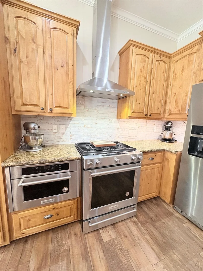 Photo of 949 Abrameit Road