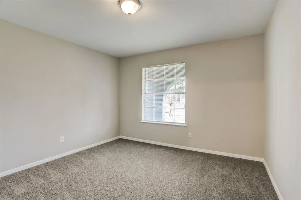 Photo of 3229 Sinclair Street