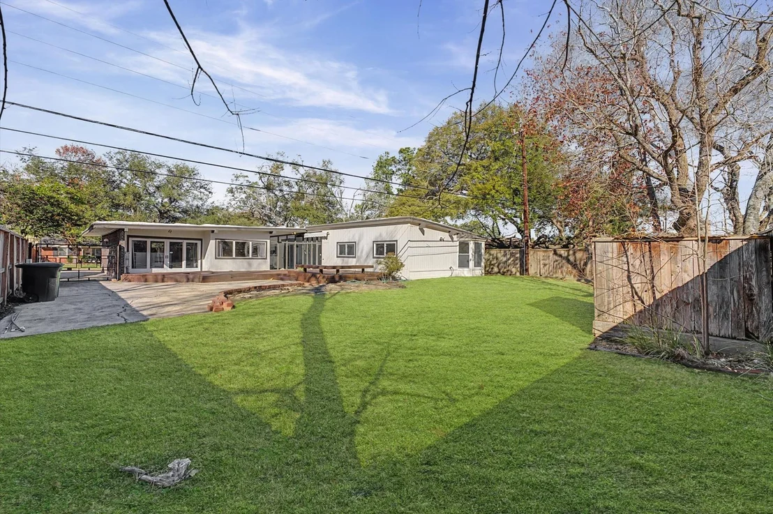 Photo of 9107 Timberside Drive