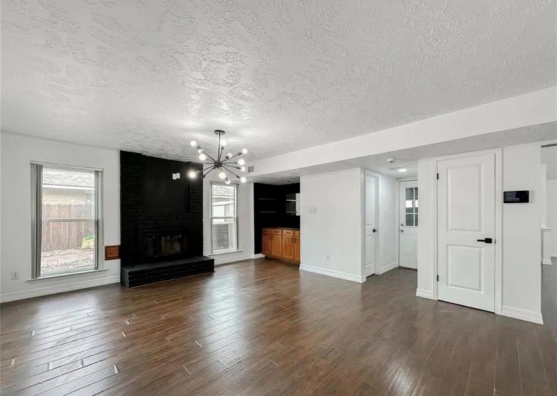 Photo of 7311 Fuchsia Lane