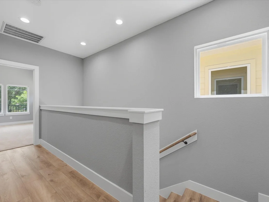Photo of 2022 Wavell Street