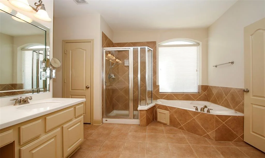 Photo of 1606 Noble Pointe Drive
