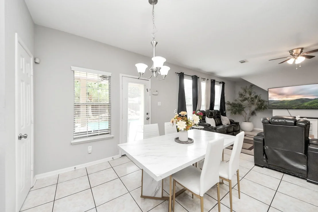 Photo of 1315 Chalk Rock Drive