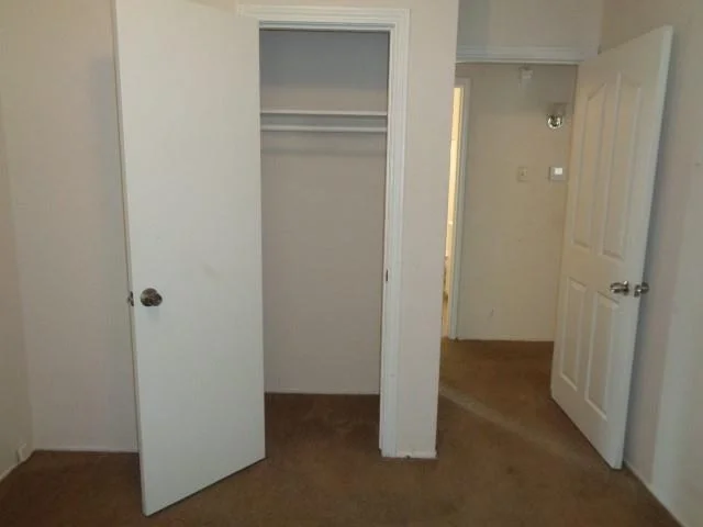 Photo of 4002 Cloverbrook Drive