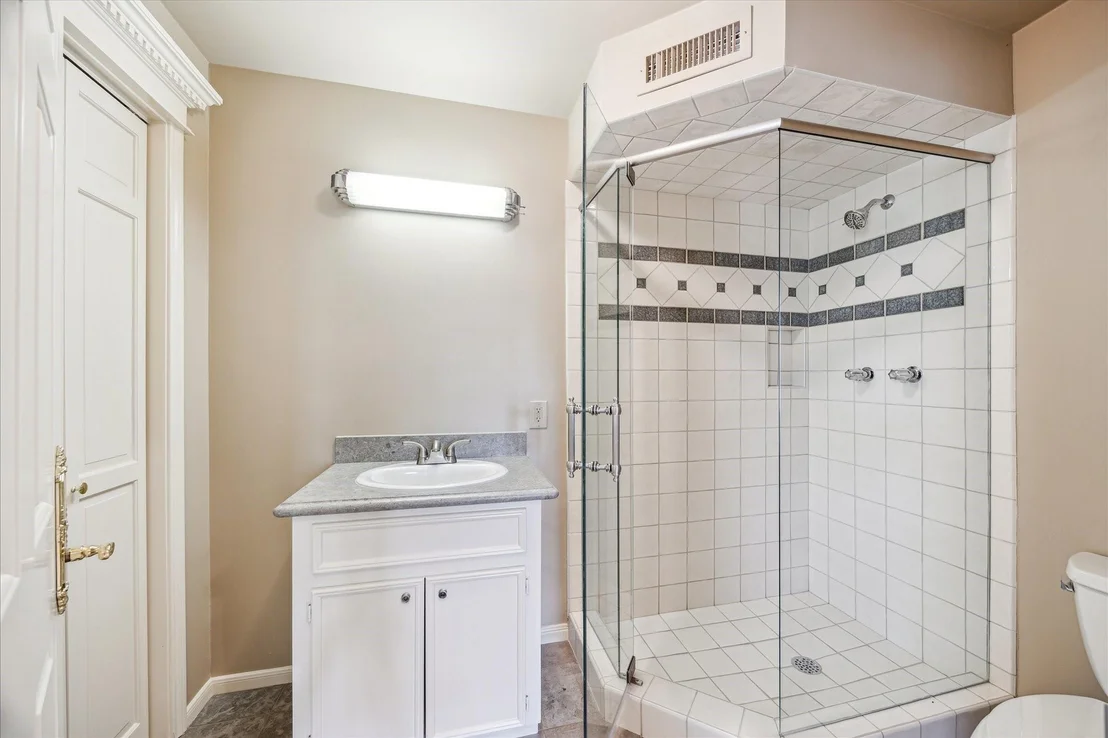 Photo of 3639 Wickersham Lane