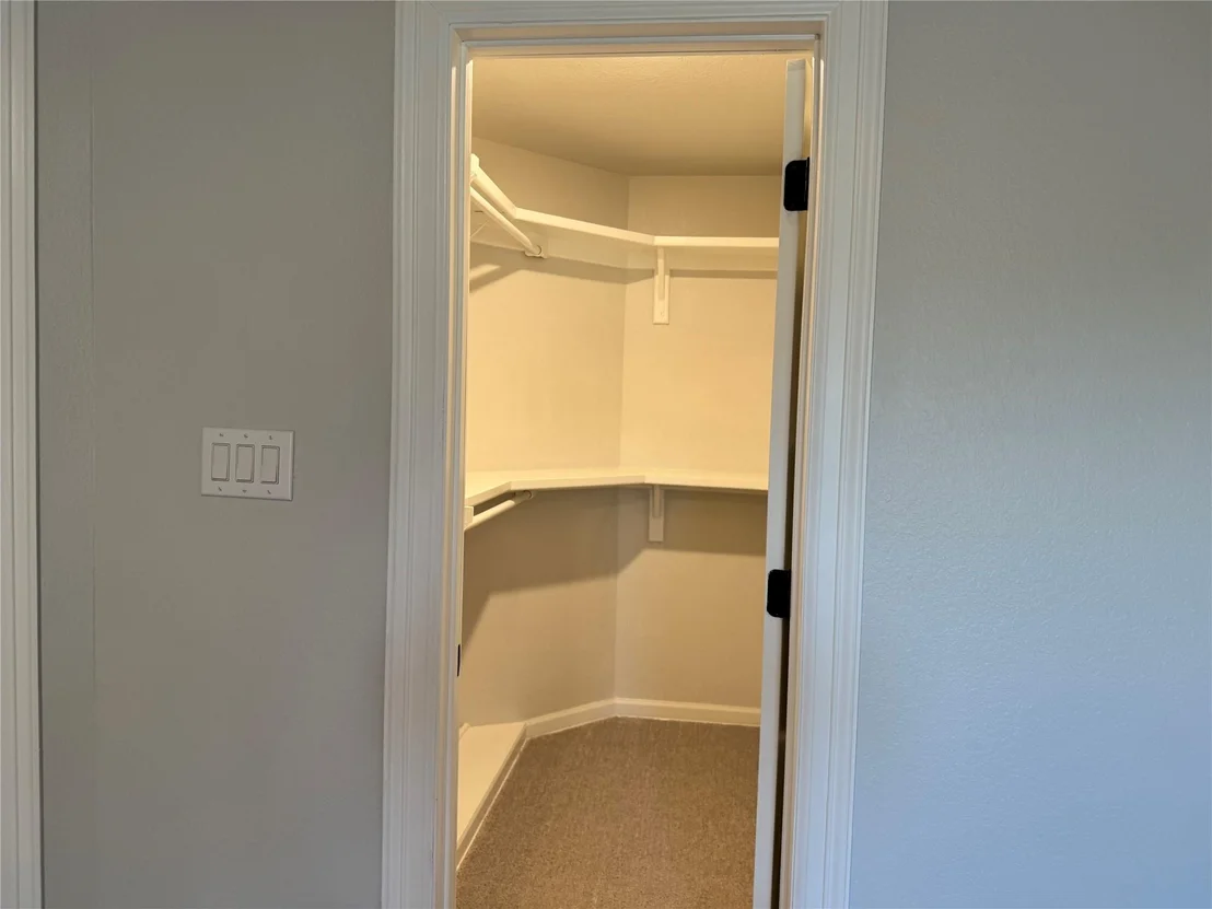 Photo of 6723 Windhaven Road