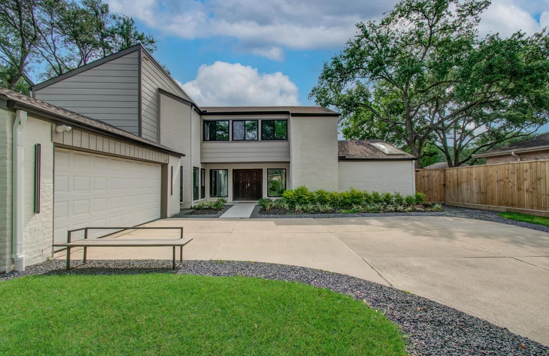 Photo of 1607 Big Lake Drive
