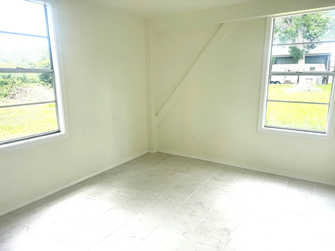 Photo of 788 Riverside Drive
