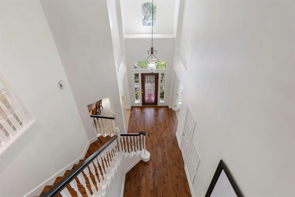 Photo of 174 N Hazelcrest Circle