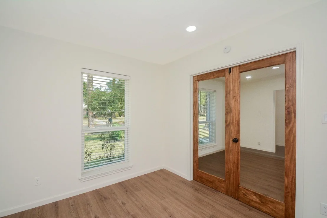 Photo of 9719 Springmont Drive
