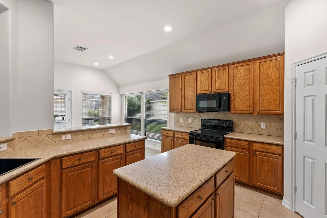 Photo of 18634 Summercliff Lane