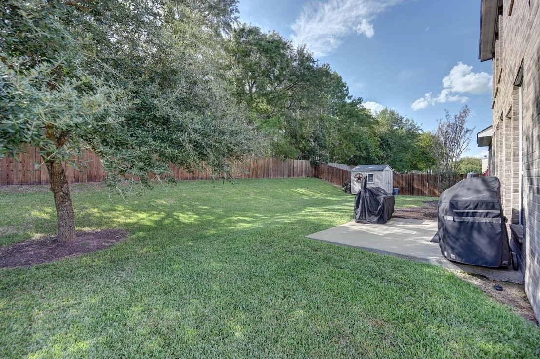 Photo of 2913 Oakwood Drive