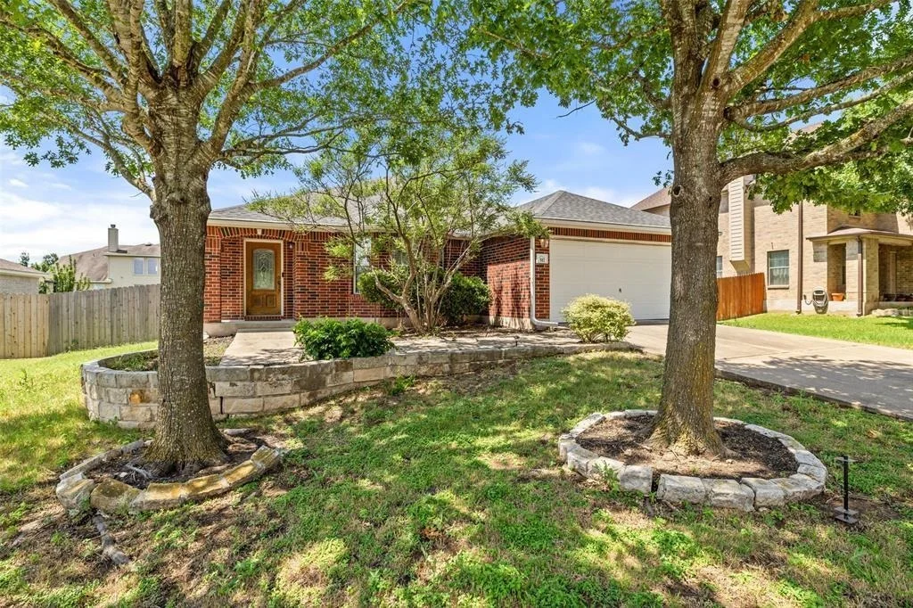 Photo of 517 Castebar Drive