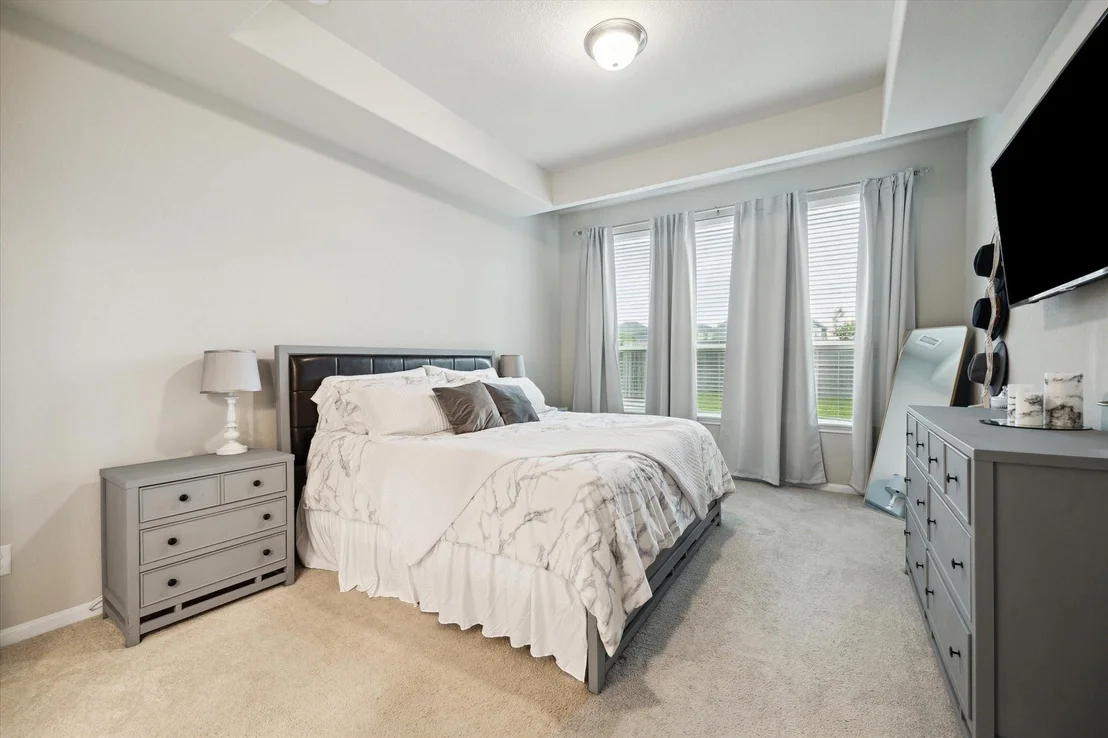 Photo of 17218 Roxburgh Lake Lane