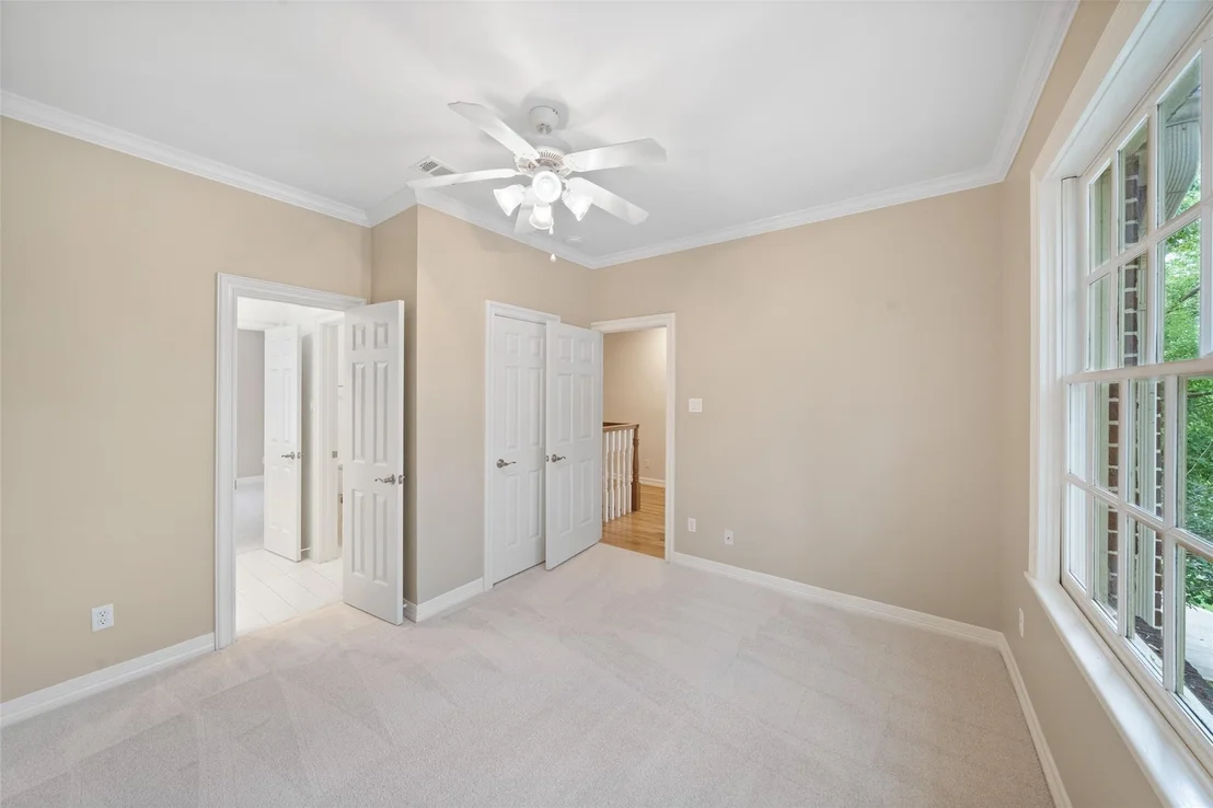 Photo of 3812 Riley Street