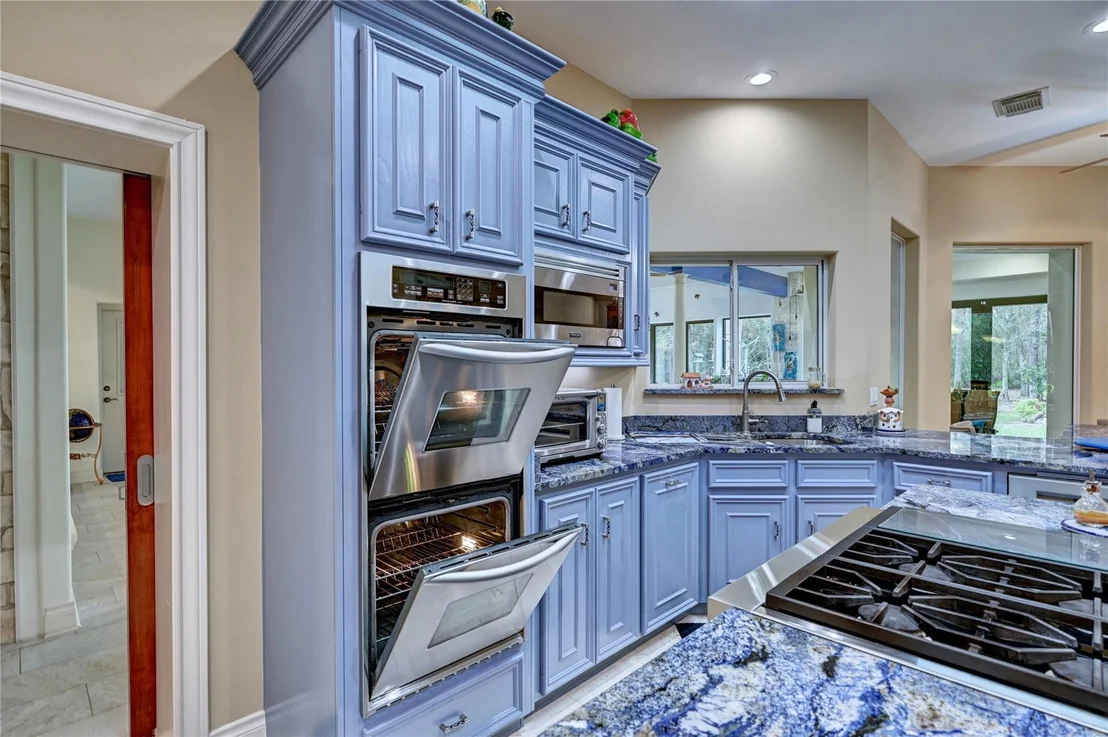 Photo of 9526 Deer Path Lane