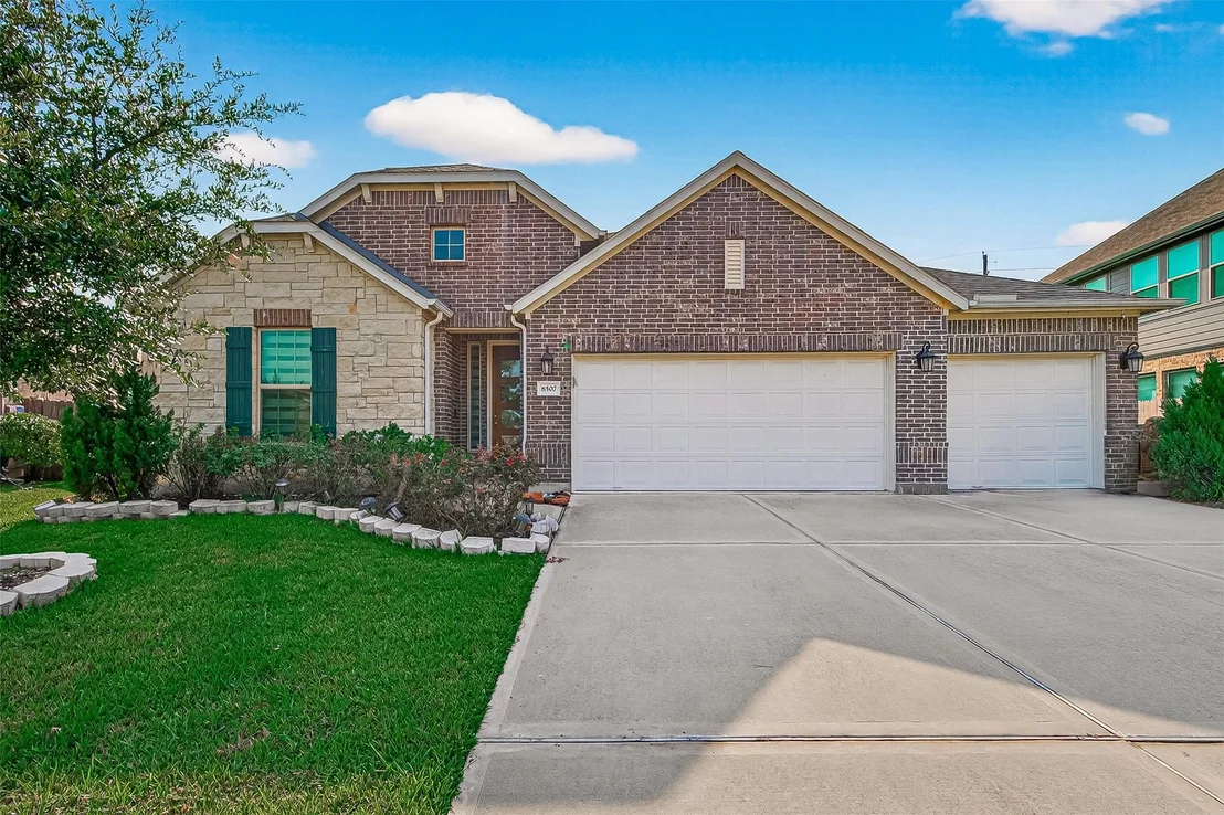 Photo of 8507 Lockridge Valley Trail