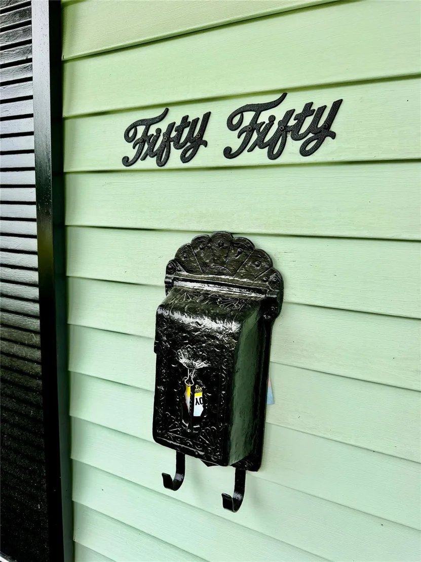 Photo of 5050 Swallow Drive