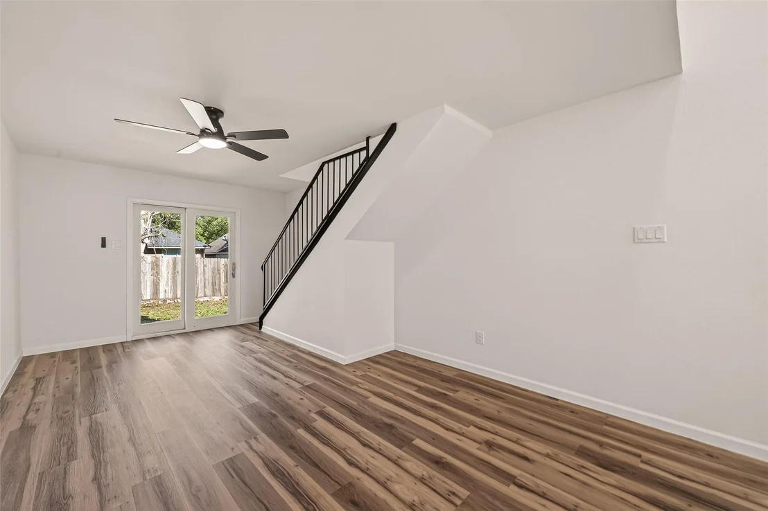Photo of 2915 Whispering Springs Dr