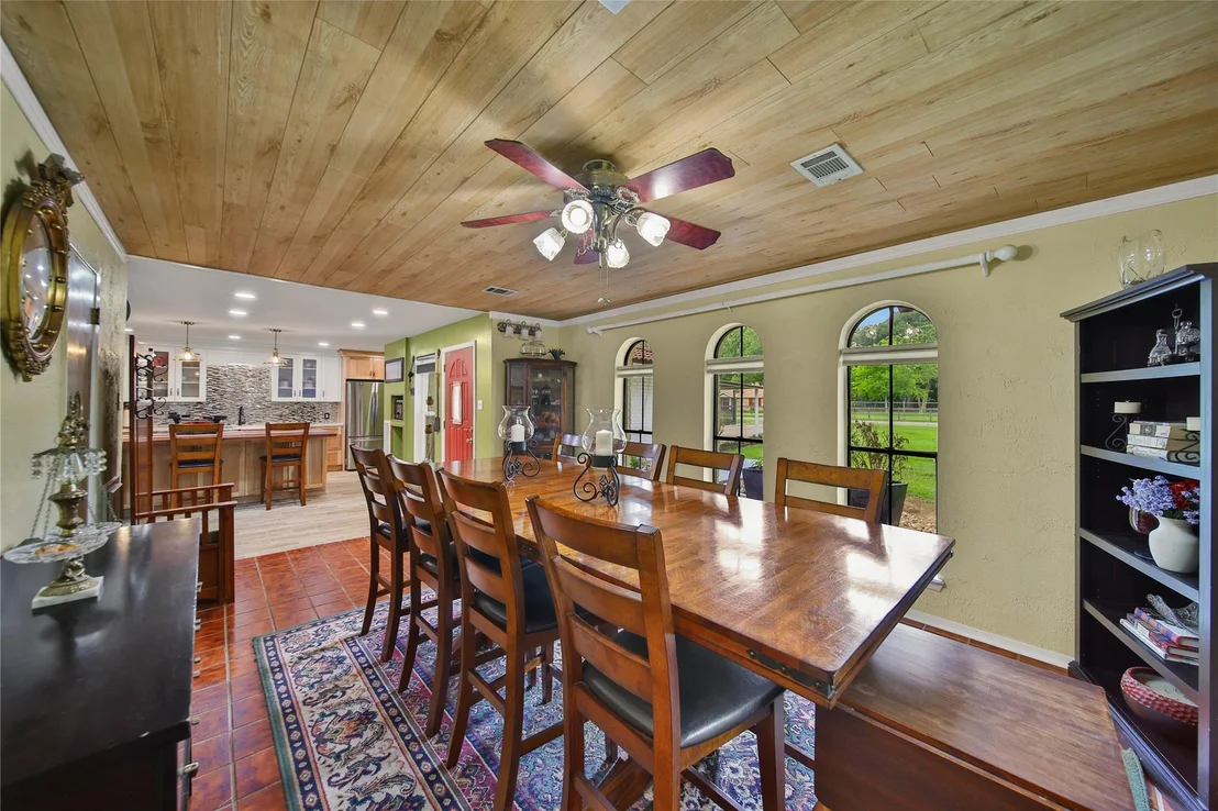 Photo of 23519 Saxon Way