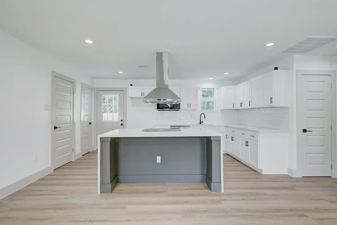 Photo of 4419 Botany Lane