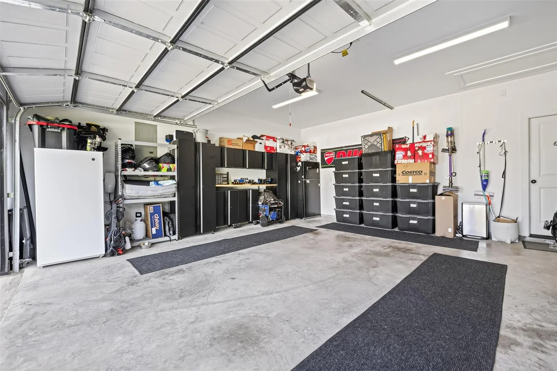 Photo of 10372 Fairview Drive