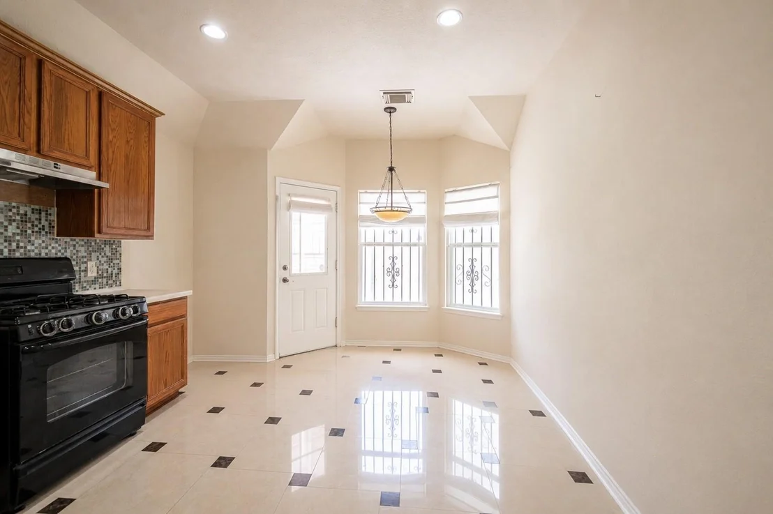 Photo of 8714 Kirksage Drive