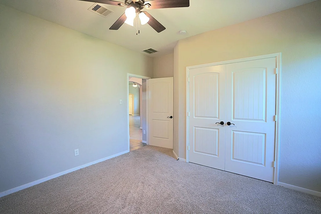 Photo of 704 Shadow Bend