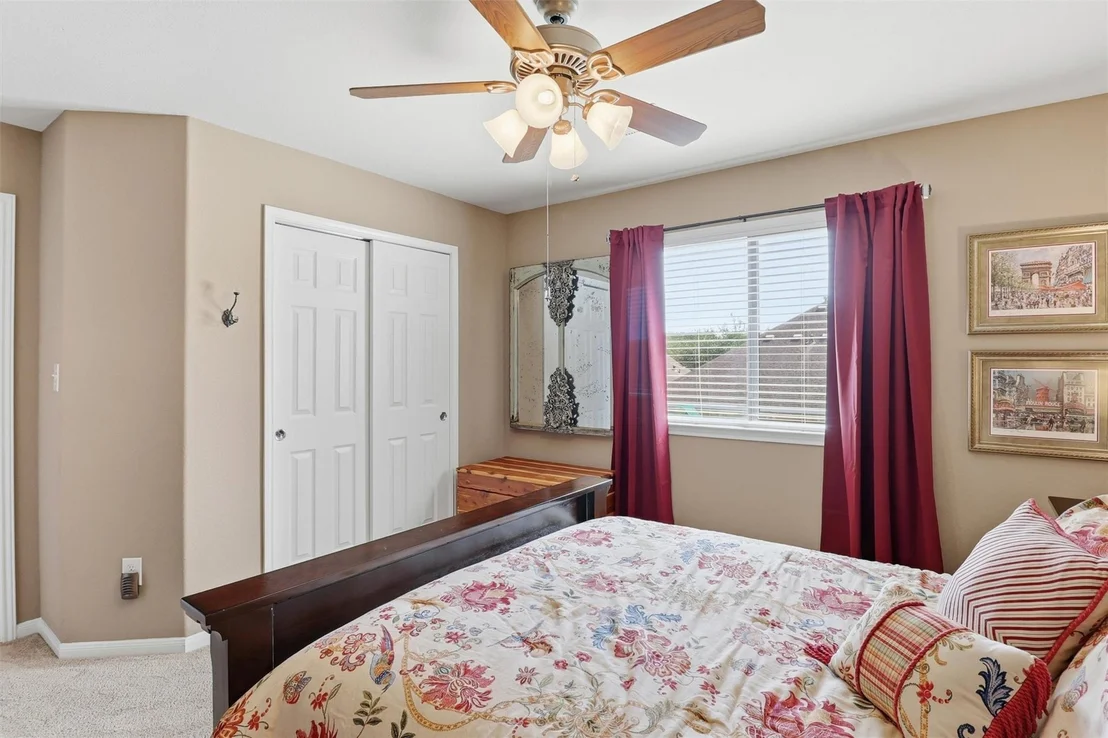Photo of 5410 Drumlin Field Way