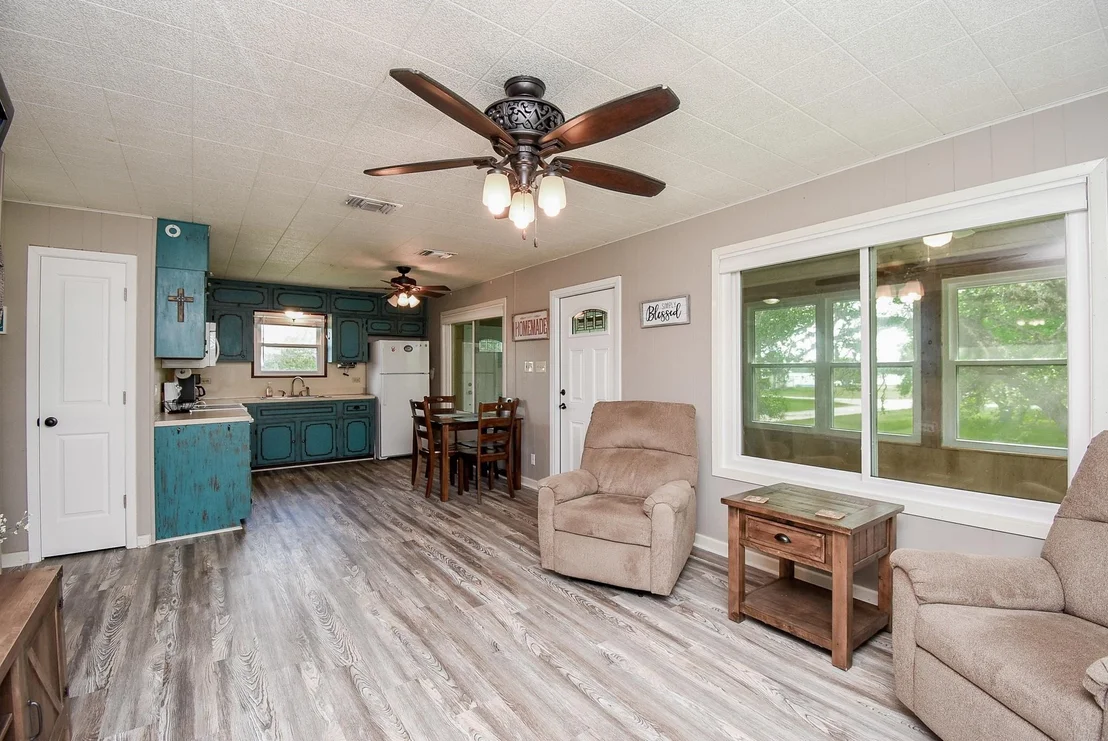 Photo of 225 Swallow Drive