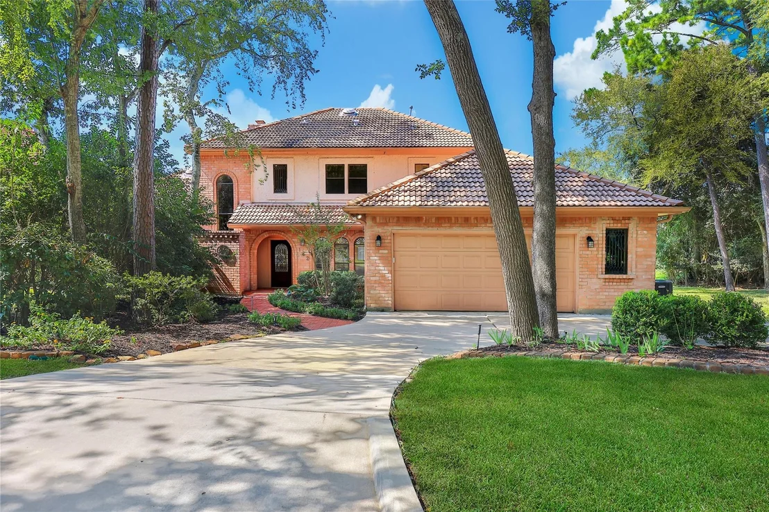 Photo of 142 Lakeside Drive