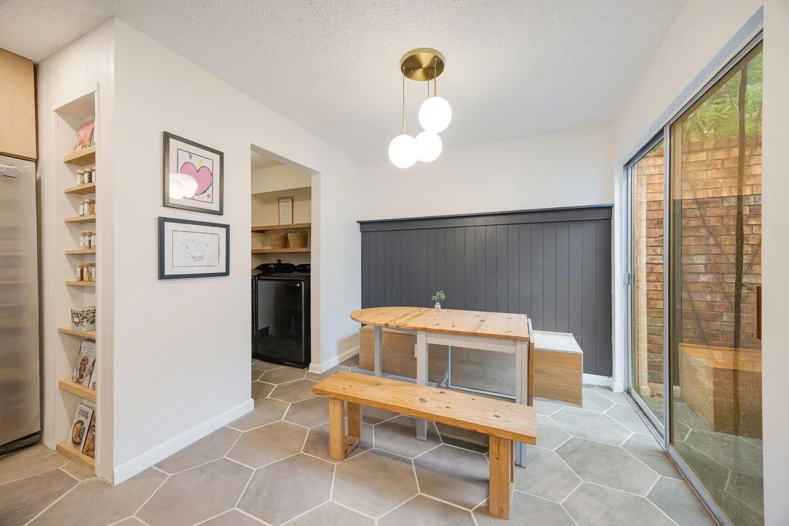 Photo of 3711 Moss Tree Road