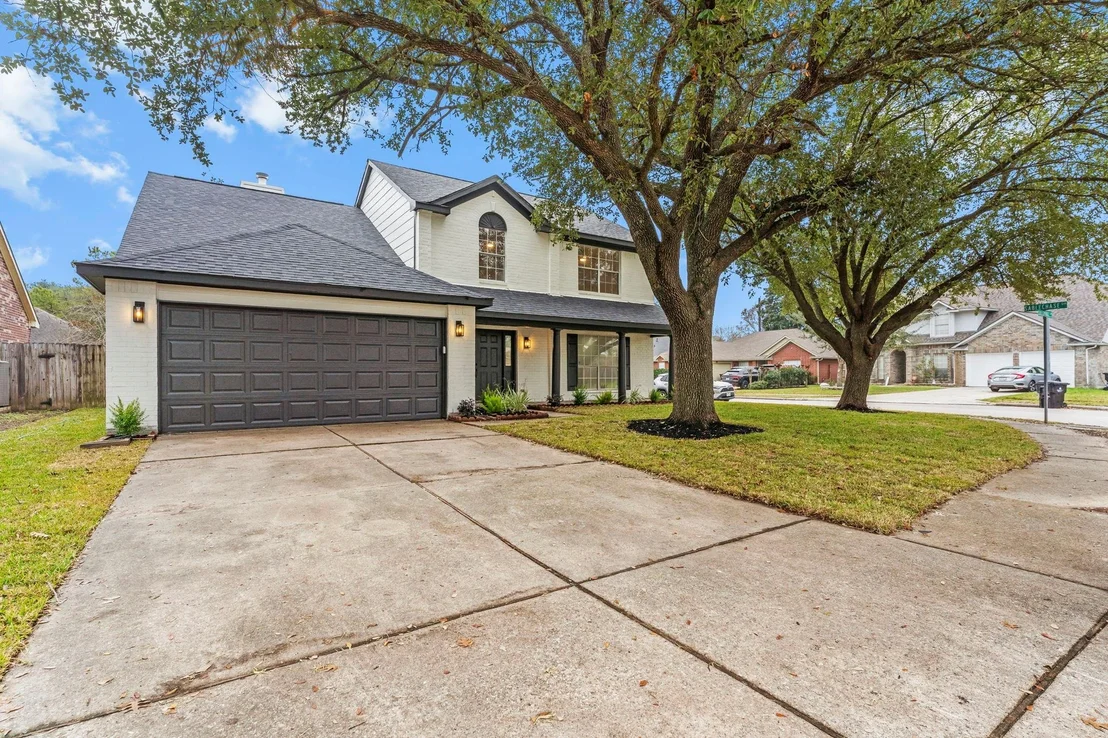 Photo of 13706 Sablesprings Lane