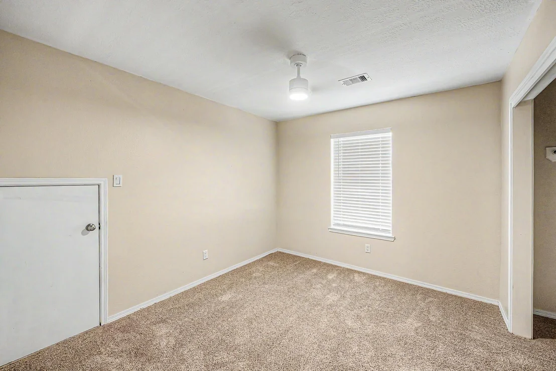 Photo of 6375 Crossway Drive