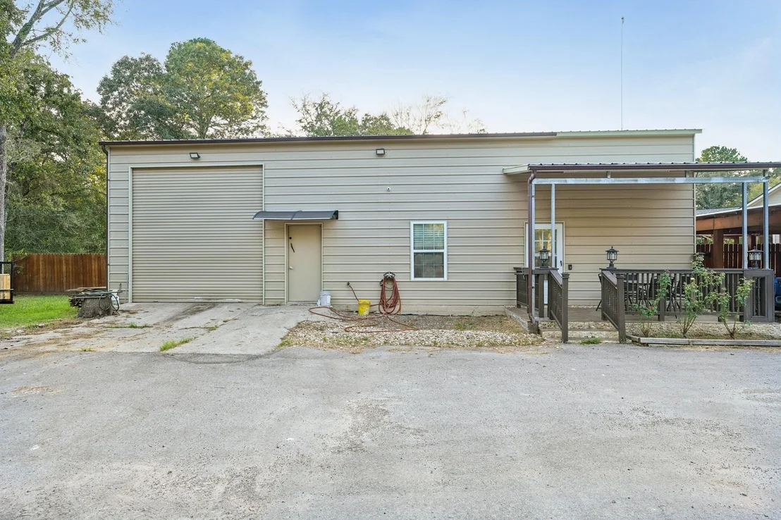 Photo of 33135 Willow Bend Road