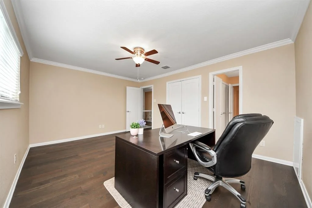 Photo of 415 Lakeside Estates Drive