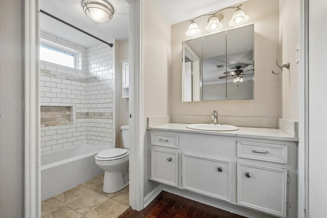 Photo of 6026 Golden Forest Drive