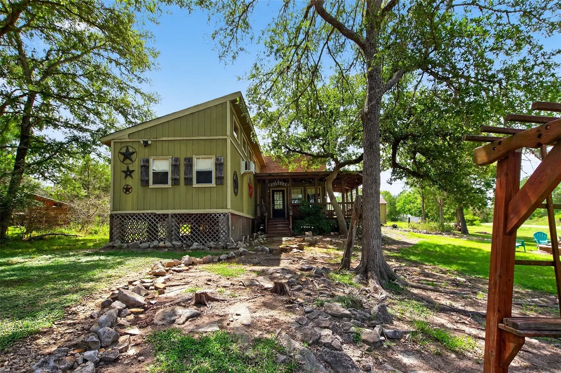 Photo of 702 Birch Hollow Drive