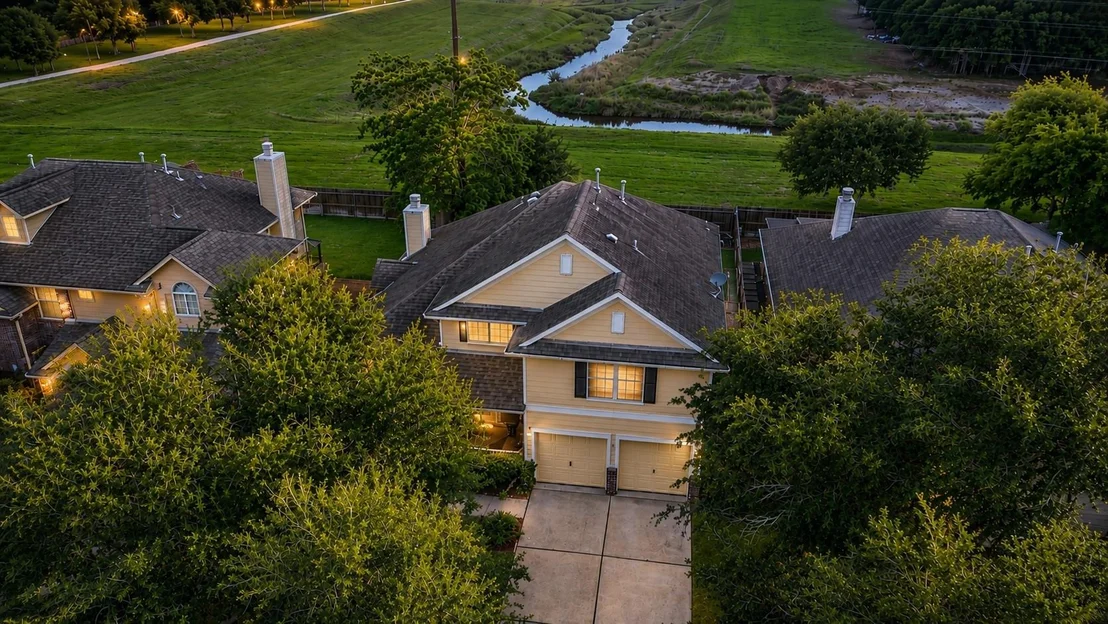 Photo of 4026 Chestnut Bend
